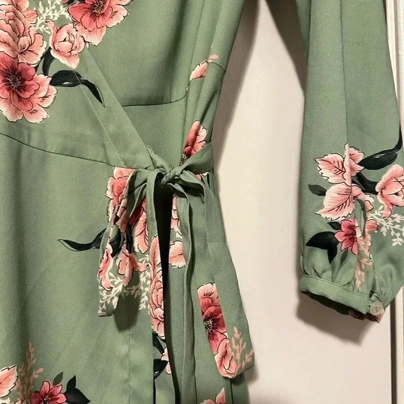 Loft floral midi lightweight light green long sleeve wrap dress size 00P - Picture 3 of 9